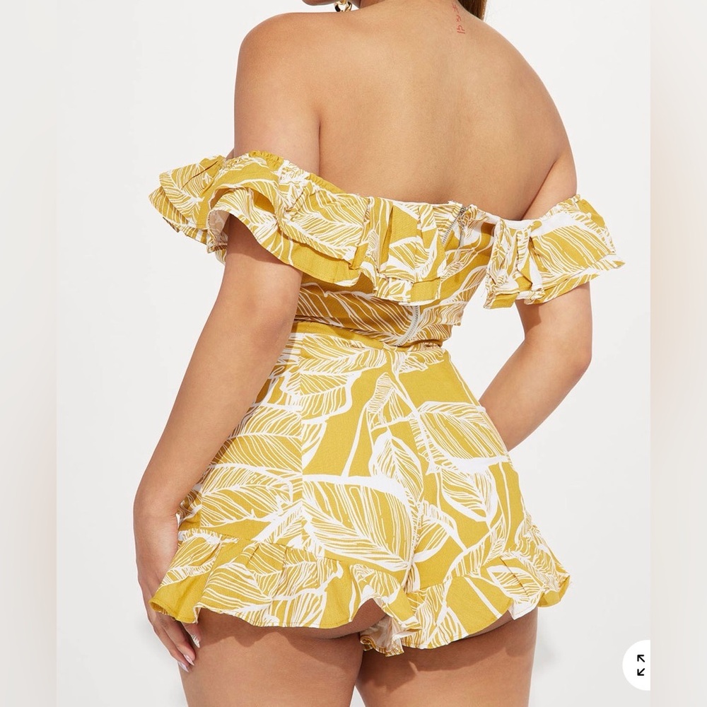 Know Yourself Ruffle Short Set - Mustard - Picture 2 of 4